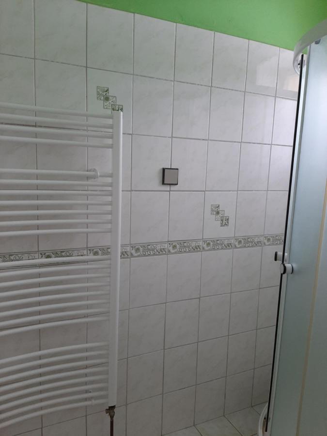 Apartmany-Zamecka Restaurace Jindrichovice المظهر الخارجي الصورة